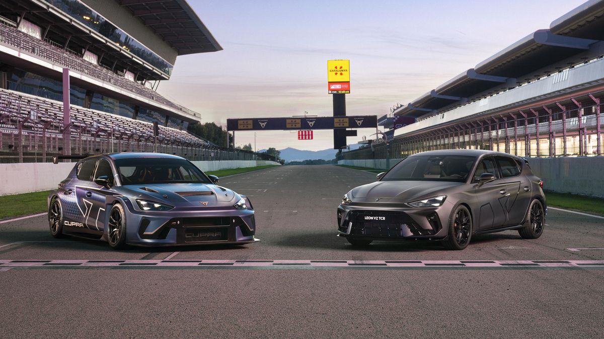 Cupra Leon je blíže okruhům. Edice má vyjímatelná zadní sedadla, přitom smí na silnice